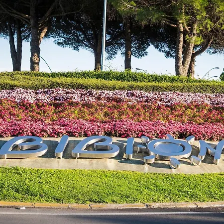 Daire Flat With Side Sea View Just Steps From The Bibione