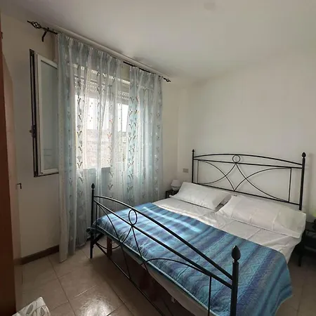 Flat With Side Sea View Just Steps From The Bibione